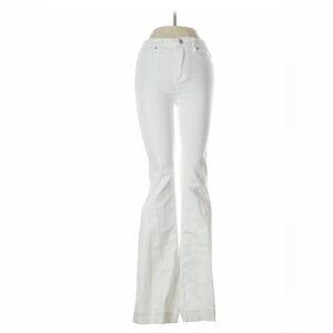 Abercrombie & Fitch White Flare Jeans Size 00 Regular (24x34)